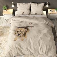 Lits-jumeaux dekbedovertrek (dekbed hoes) “hondje” crème / beige / taupe / zand met bruine puppy met pootafdrukken GEMENGD KATOEN 240 x 220 cm