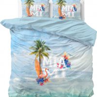 Lits-jumeaux dekbedovertrek (dekbed hoes) “Miami Summer” blauw / lichtblauw met zee, flamingo, surfplank, palmbomen en tropische bloemen KATOEN eenpersoons 240 x 220 cm