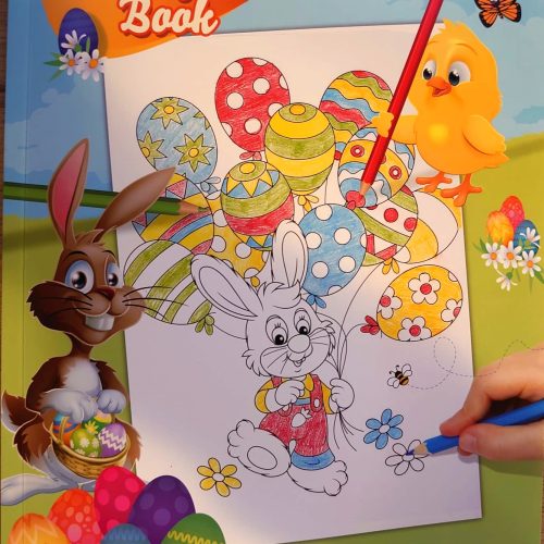 Kinder Kleurboek Pasen, A4-formaat met 64 kleurplaten met Paashaas, Paasei, kuiken en andere dieren