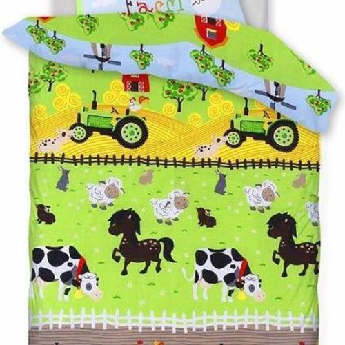 Peuter / junior jongens dekbedovertrek boerderij met trekker (tractor) en boerderijdieren (koe, paard, schaap, kip, eend) in de groene weide met appelbomen 120 x 150 cm
